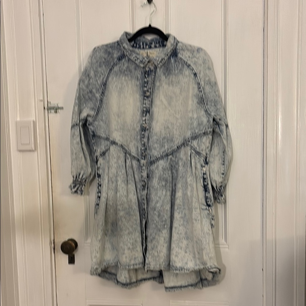 We The Free Washed Blue Button-Up Shirt/Dress L